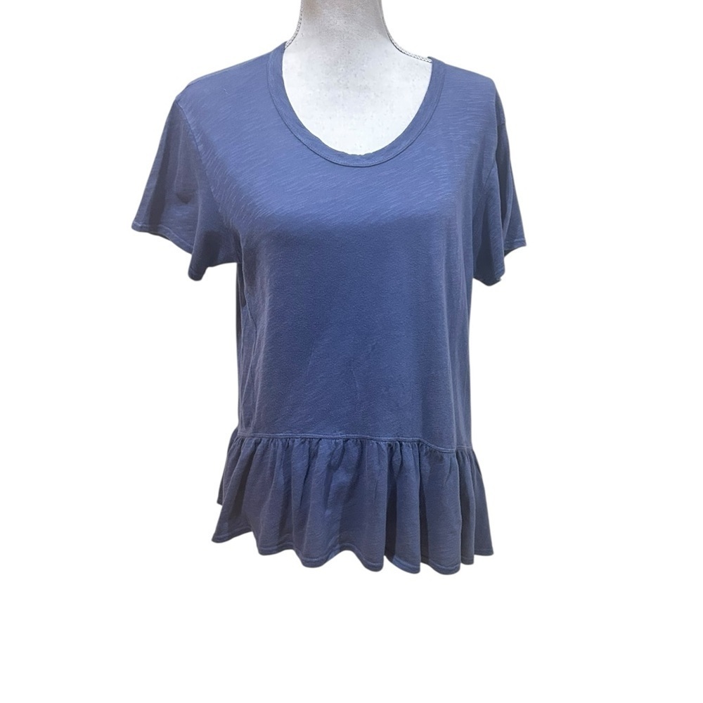 Left of Center steel blue v neck asymmetrical hem lace Short Sleeve Tee medium